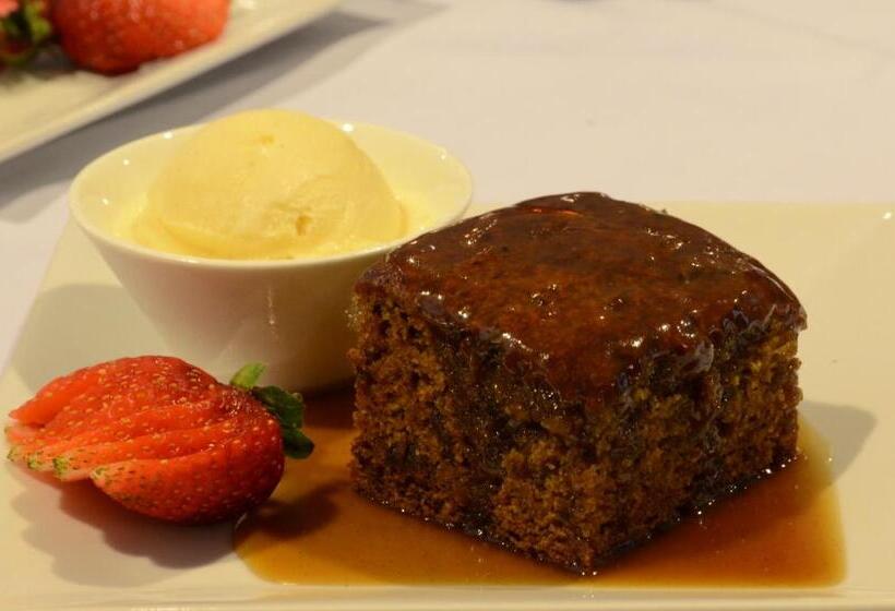 فندق Burra Motor Inn