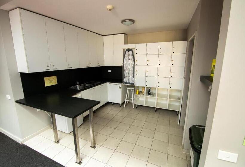 هتل Cambridge Lodge