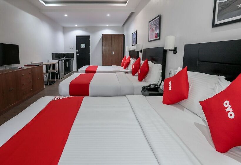 فندق Capital O 642 The Junction Tagaytay