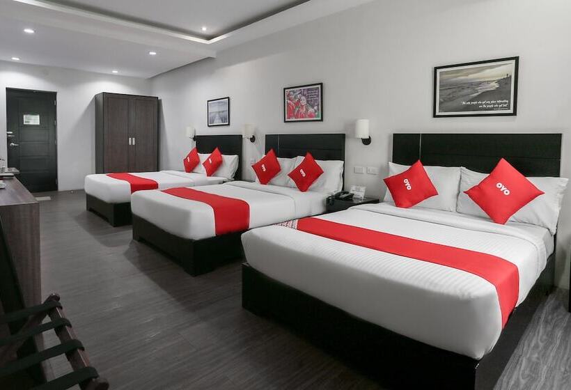 هتل Capital O 642 The Junction Tagaytay