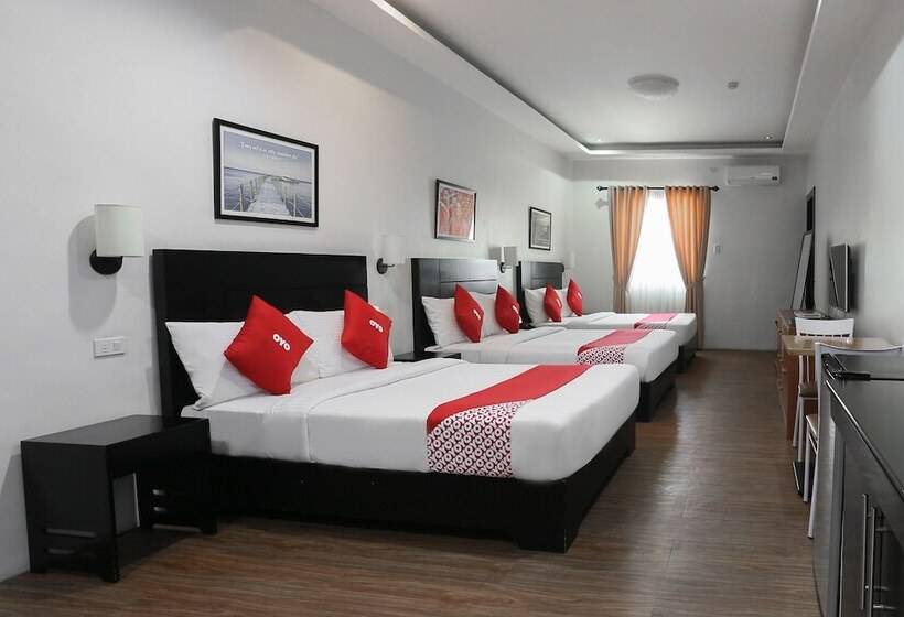 هتل Capital O 642 The Junction Tagaytay