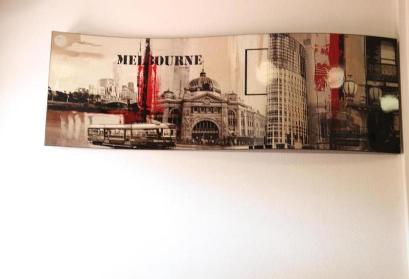 בית מלון כפרי Carnegie Motor Inn