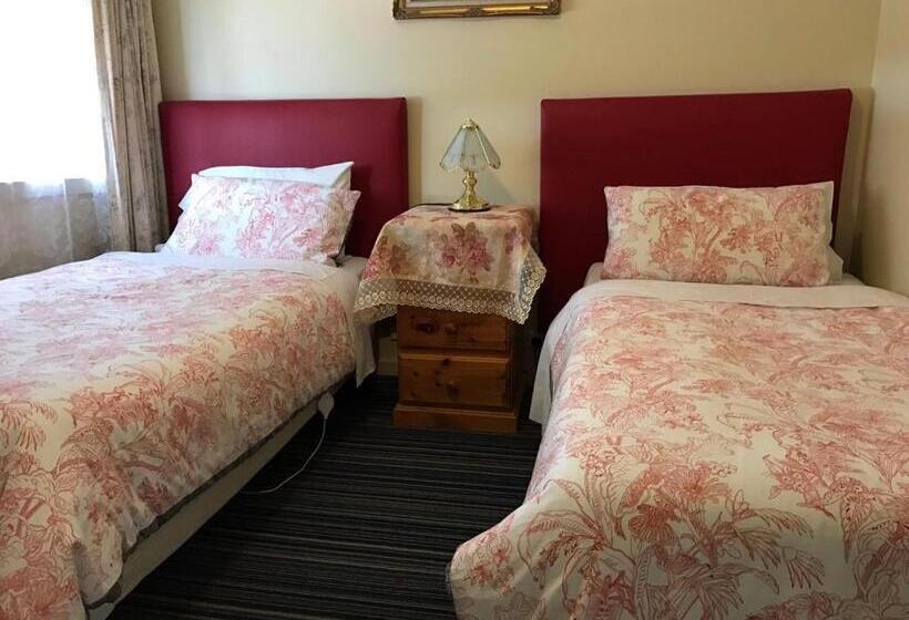 בית מלון כפרי Carnegie Motor Inn