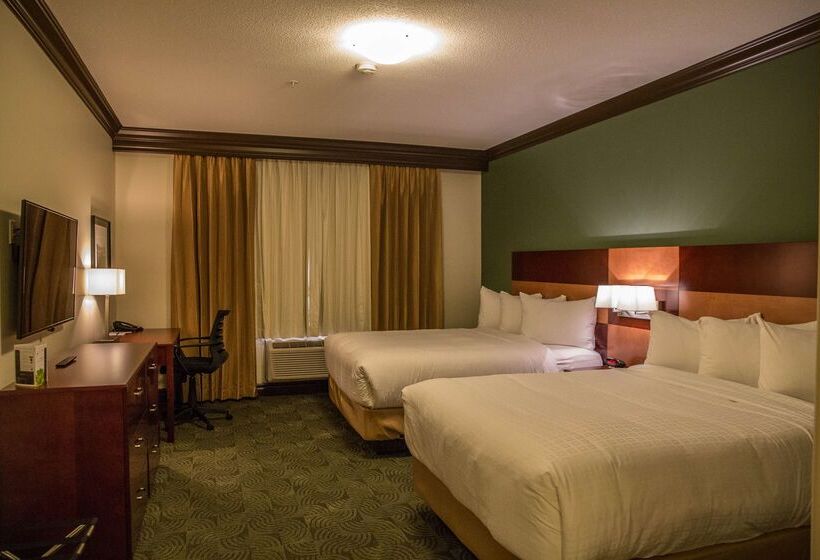 فندق Chateau Nova Peace River