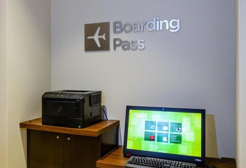 هتل Courtyard Lake Charles