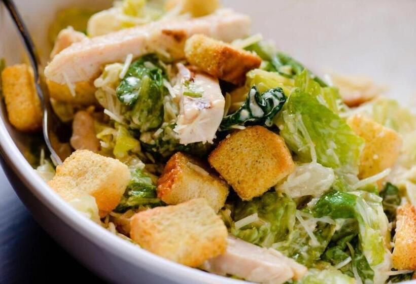 هتل Courtyard Lake Charles