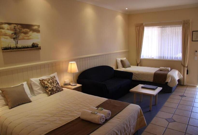 בית מלון כפרי Dalby Mid Town Motor Inn