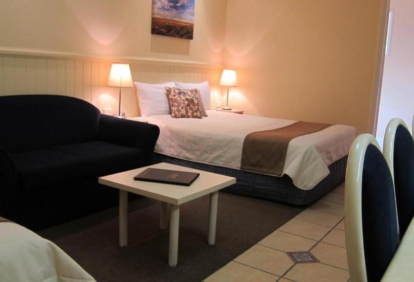 בית מלון כפרי Dalby Mid Town Motor Inn