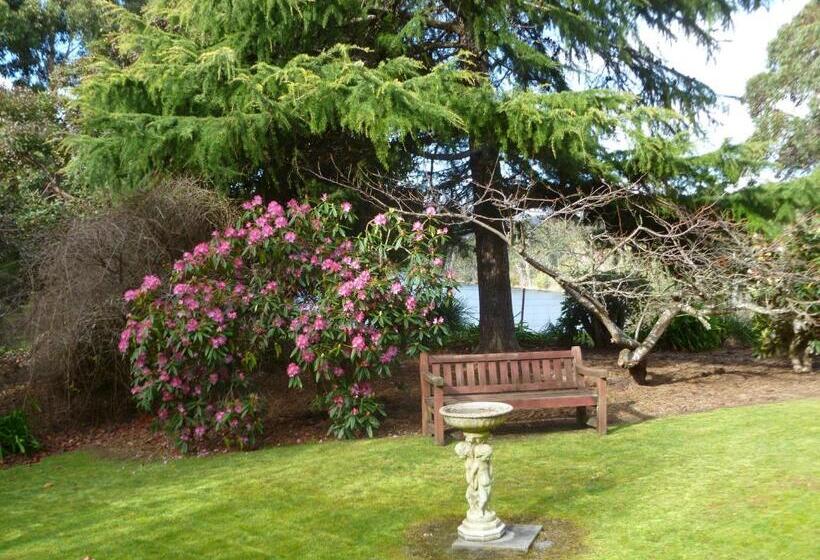 בית מלון כפרי Donalea Bed And Breakfast & Riverview Apartment