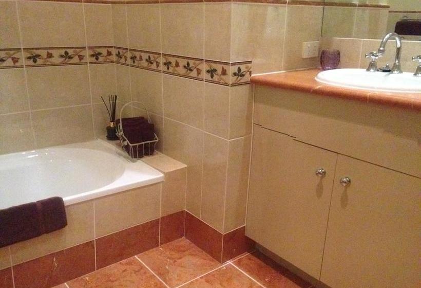 فندق Elindale House Bed & Breakfast