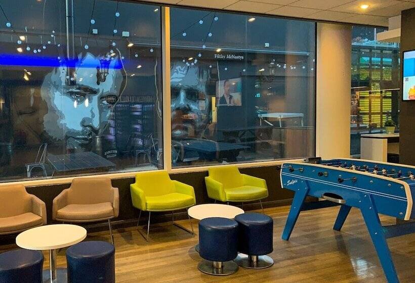 בית מלון כפרי Ibis Budget Belfast City Centre