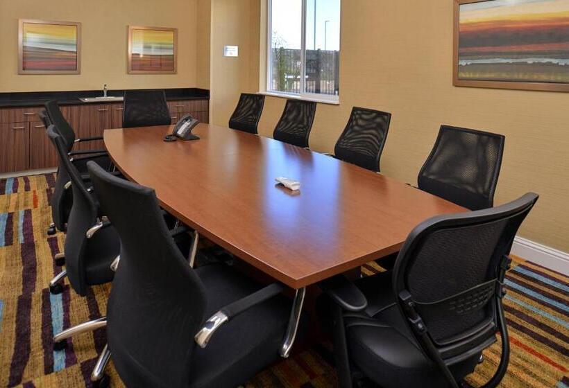 فندق Fairfield Inn & Suites By Marriott Sacramento Airport Woodland