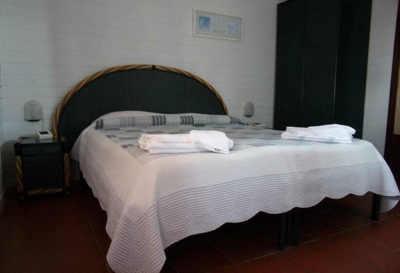 Отель Fiascherino