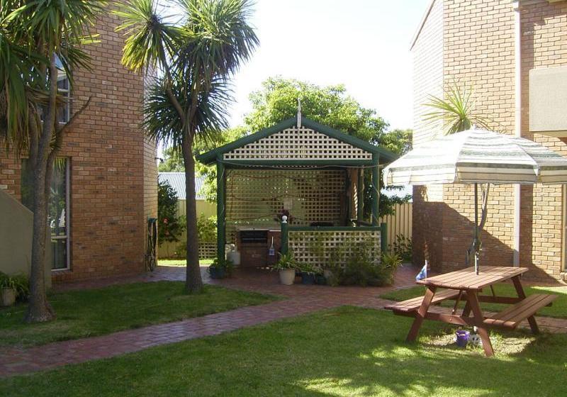 فندق Fronds Holiday Apartments