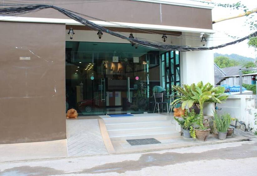 فندق Fulla Place