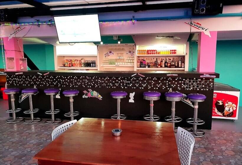 فندق Fulla Place