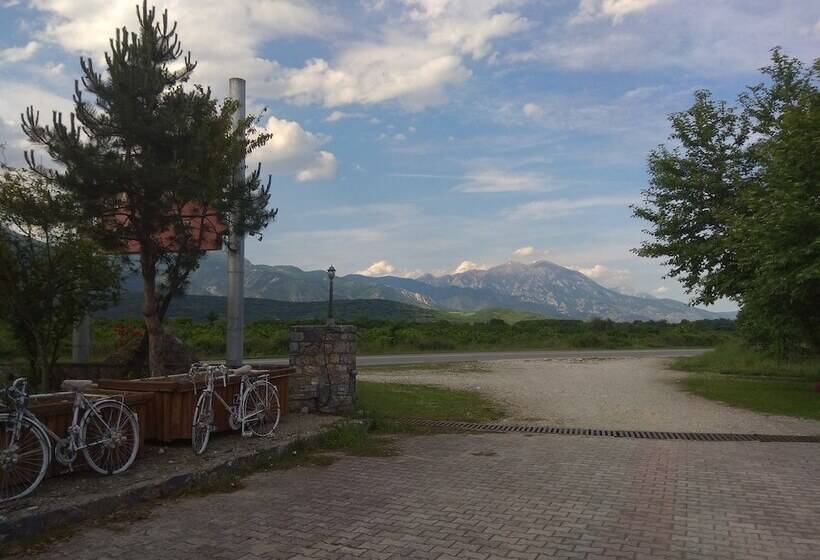 Gea Kaimaktsalan Hotel & Spa