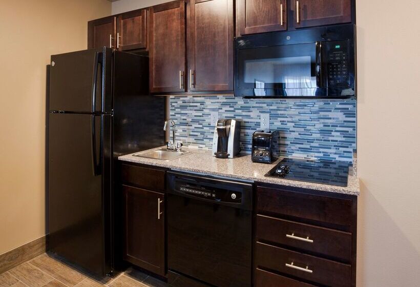 Grandstay Hotel & Suites Valley City