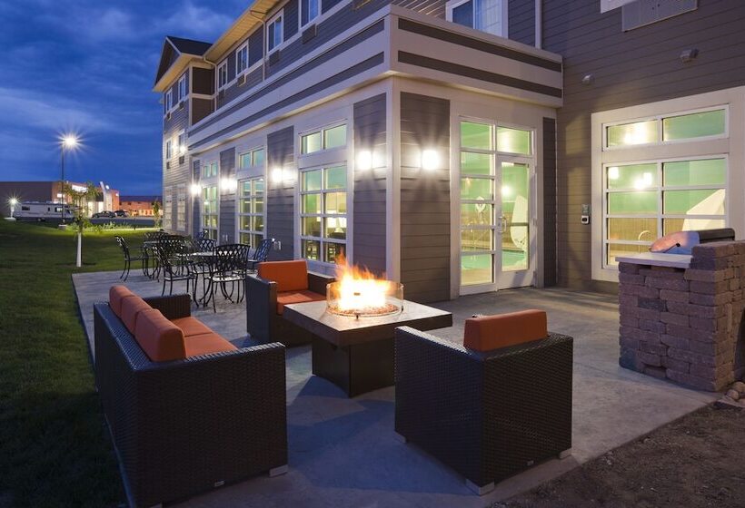 Grandstay Hotel & Suites Valley City