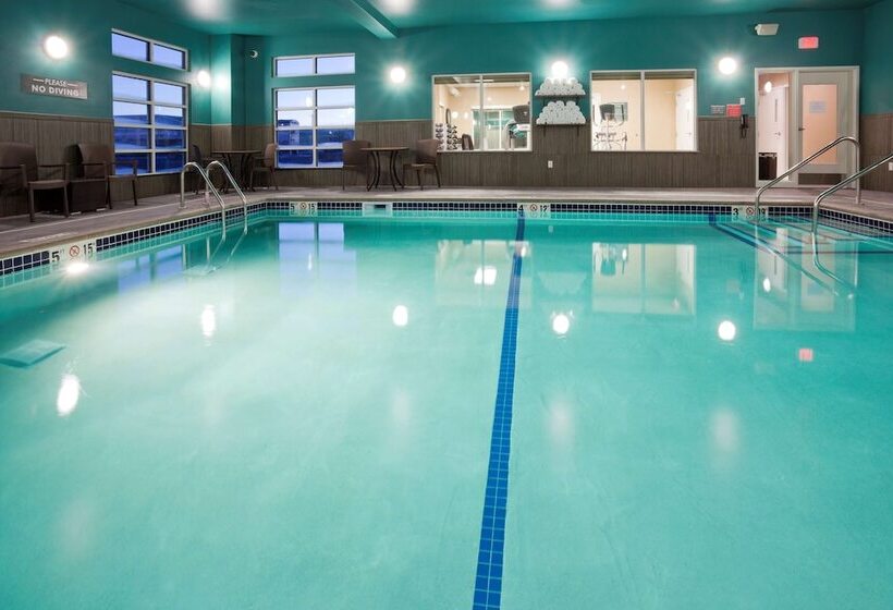 Grandstay Hotel & Suites Valley City