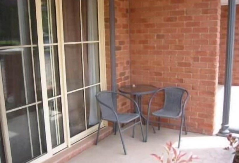 בית מלון כפרי Gundagai Gabriel Motor Inn