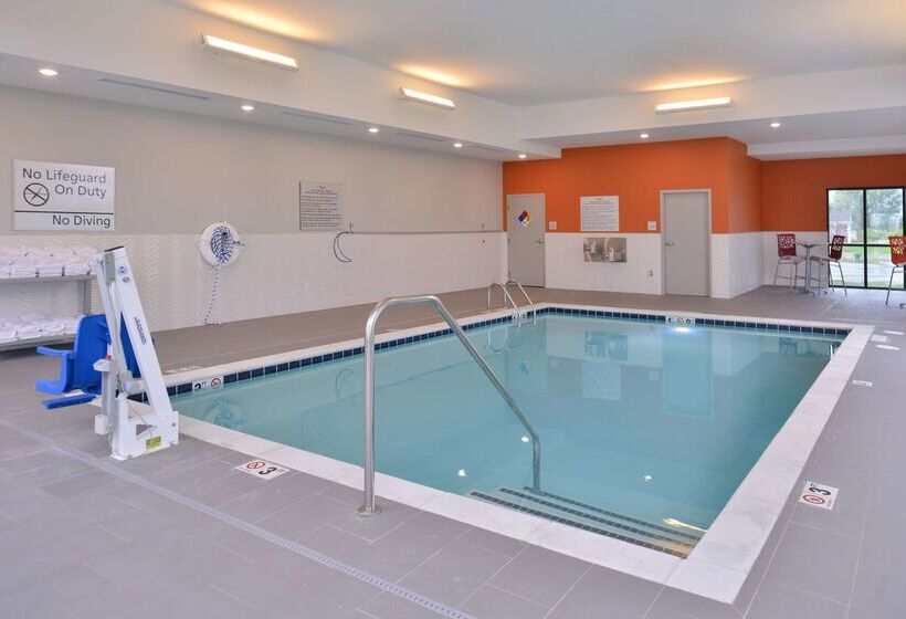 فندق Hampton Inn & Suites Ames