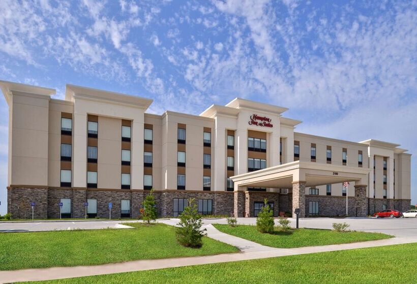 فندق Hampton Inn & Suites Ames