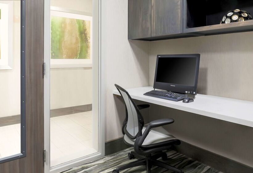 فندق Hilton Garden Inn Ardmore