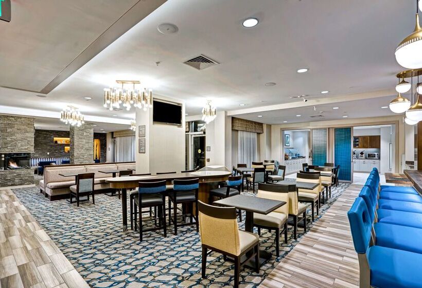 فندق Homewood Suites By Hilton Boston Brooklinelongwood Medical