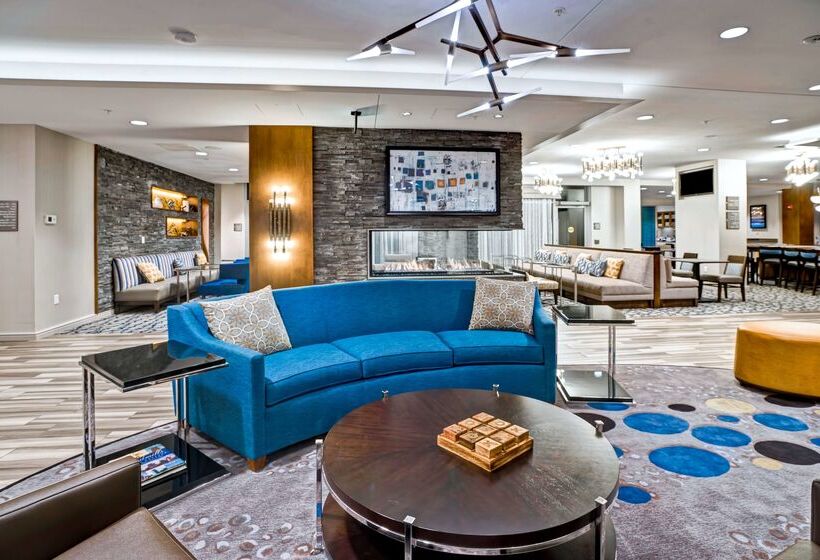 فندق Homewood Suites By Hilton Boston Brooklinelongwood Medical