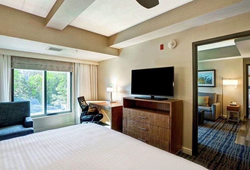 فندق Homewood Suites By Hilton Boston Brooklinelongwood Medical