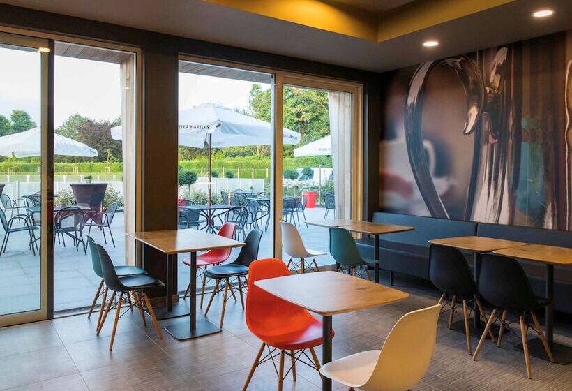 فندق Ibis De Haan