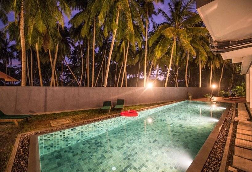 Отель Jasper House