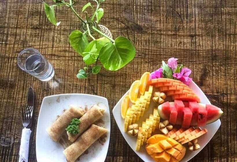 Отель Jasper House