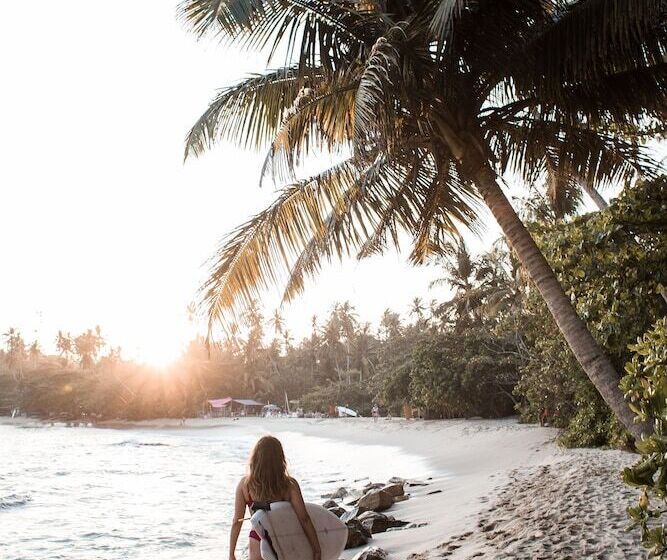 Отель Jasper House