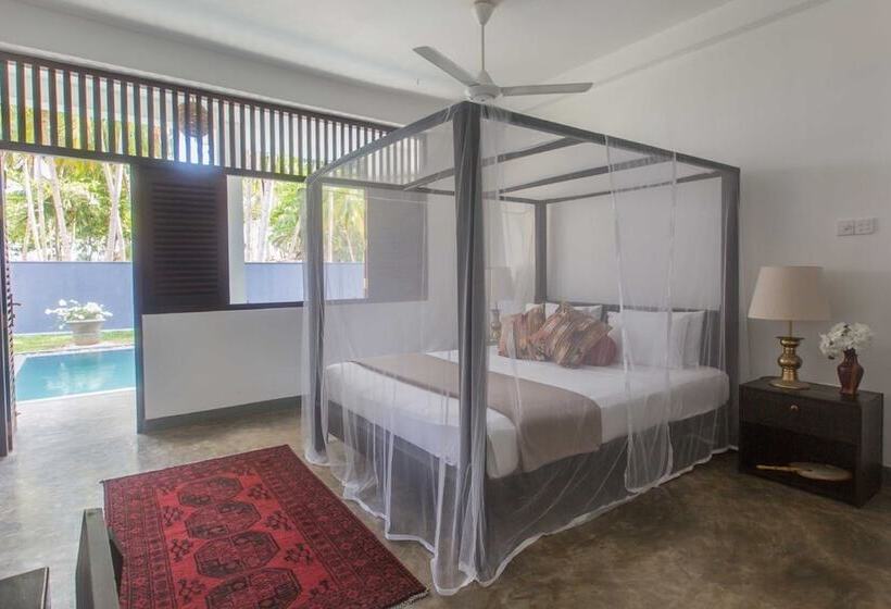 Отель Jasper House