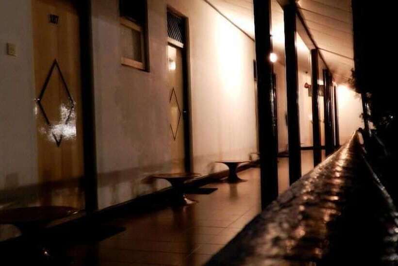 酒店 Jayasinghe Holiday Resort