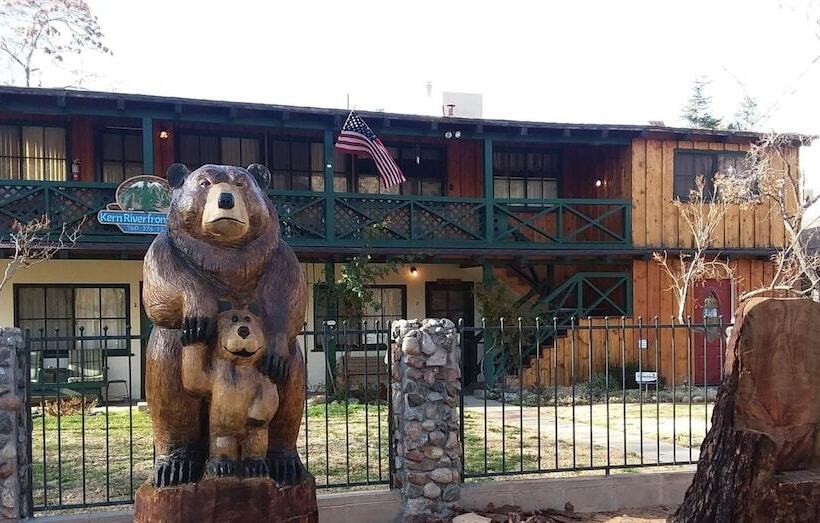 호텔 Kern Riverfront Lodge