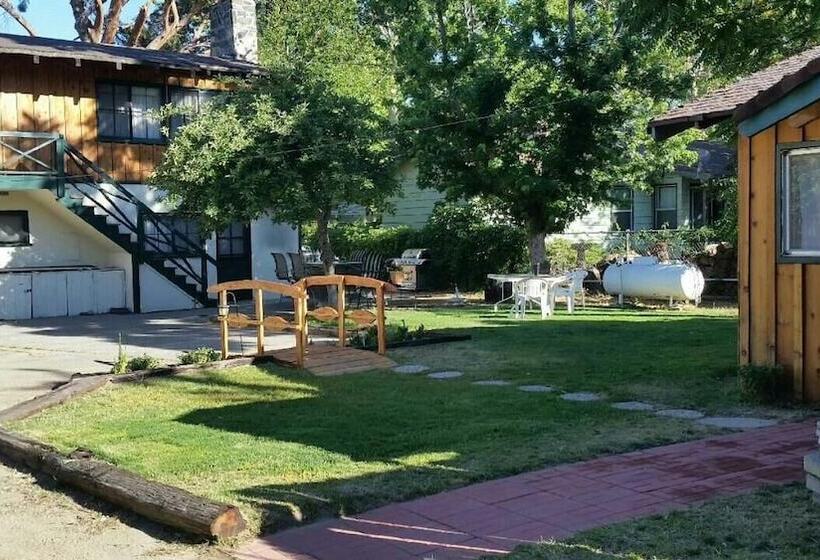 호텔 Kern Riverfront Lodge