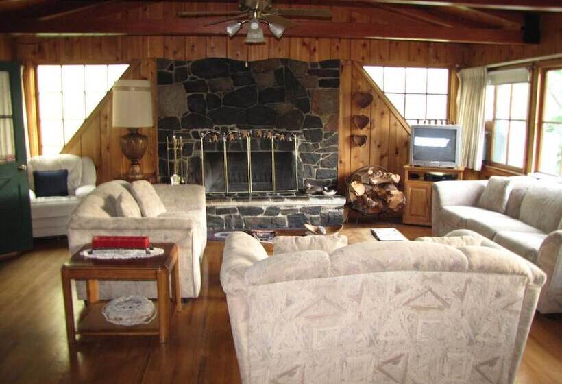 호텔 Kern Riverfront Lodge