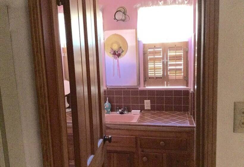 호텔 Kern Riverfront Lodge