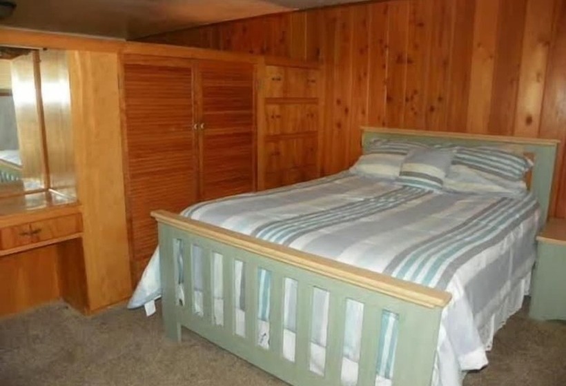 호텔 Kern Riverfront Lodge