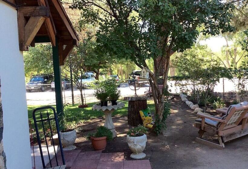 호텔 Kern Riverfront Lodge