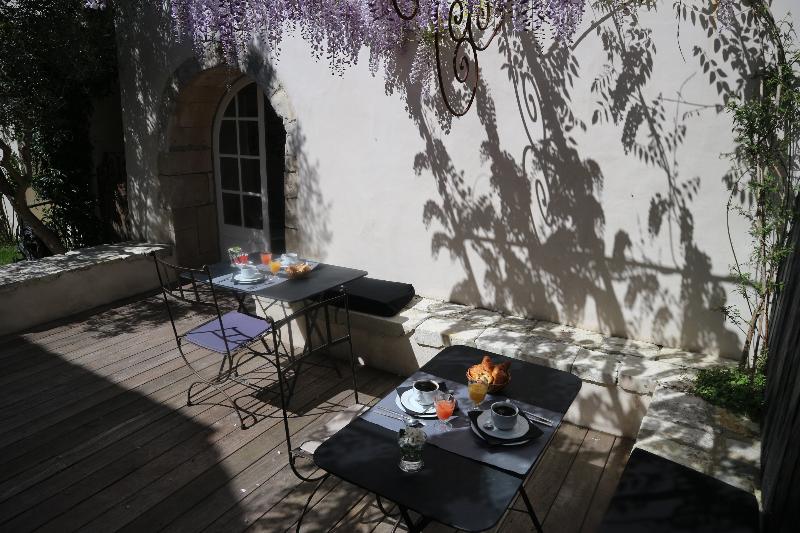 Отель La Maison Douce