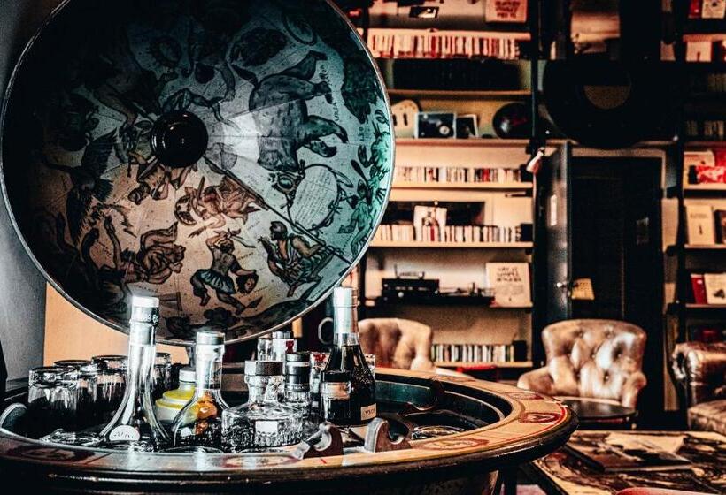 Отель Le Magic Hall