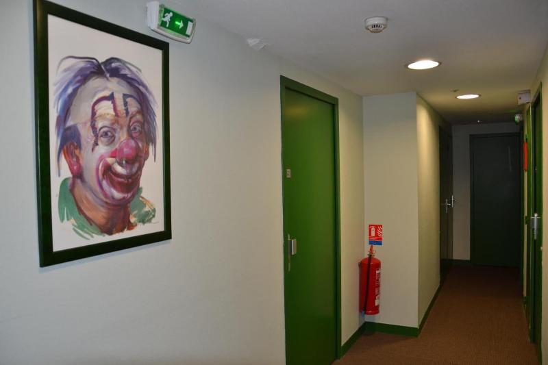 ホテル Les Benedictins