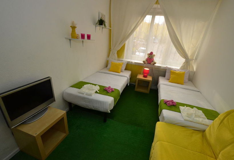 ホテル Hostel Leto