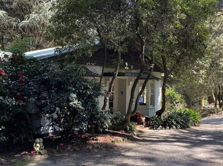 בית מלון כפרי Lochiel Luxury Accommodation