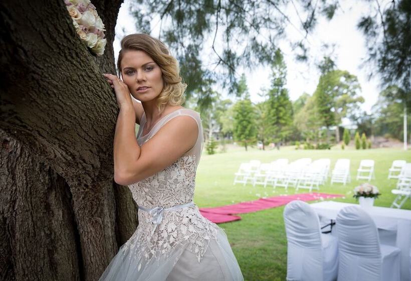 בית מלון כפרי Macquarie 4 Star