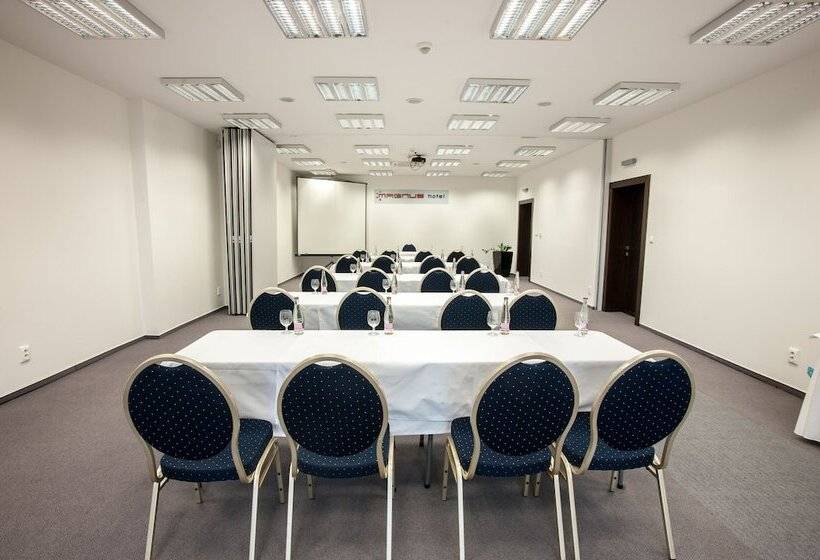 فندق Magnus Trenčín